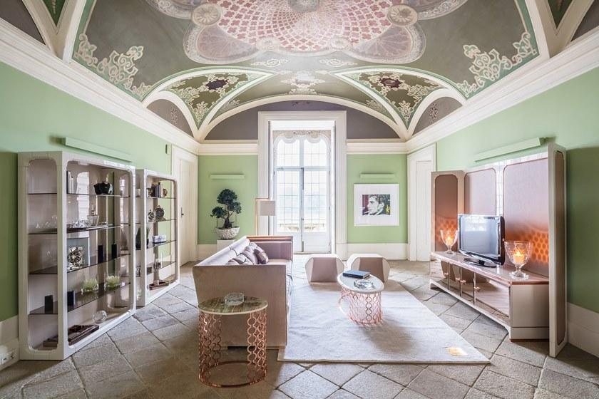 Stylish Club Тумба под ТВ из лакированной древесины с распашными дверцами Cocktail Scf.c02 - Вид №1