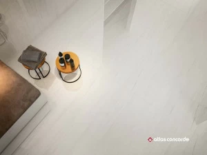 Atlas Concorde Белый пол с эффектом мрамора Marvel stone