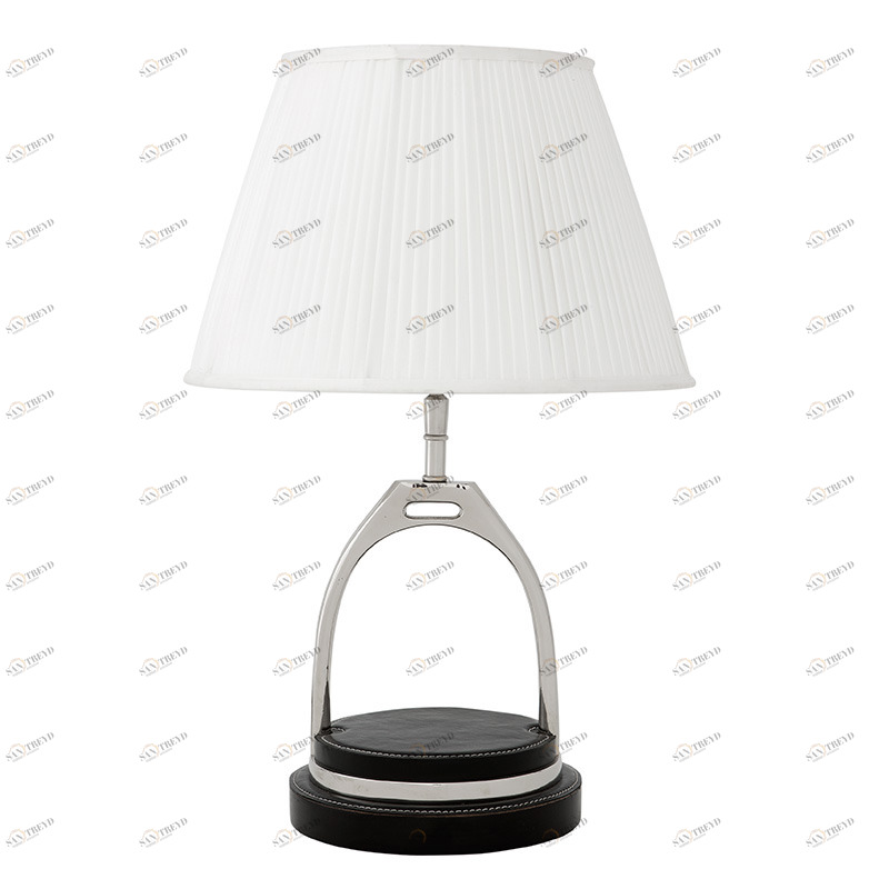 Настольная лампа 107172 от Eichholtz EICHHOLTZ КЛАССИЧЕСКИЕ 244608 Белый;серебро;черный 