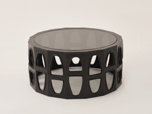 Круглый журнальный столик из алюминия и стекла