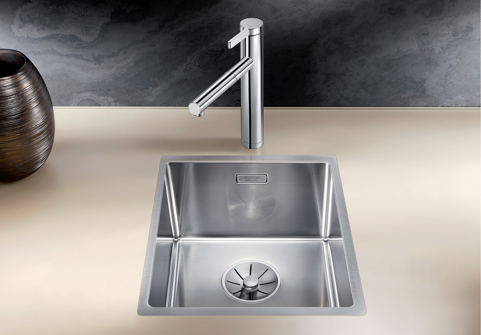 521570 Кухонная мойка Blanco Claron 340-IF  Blanco Claron