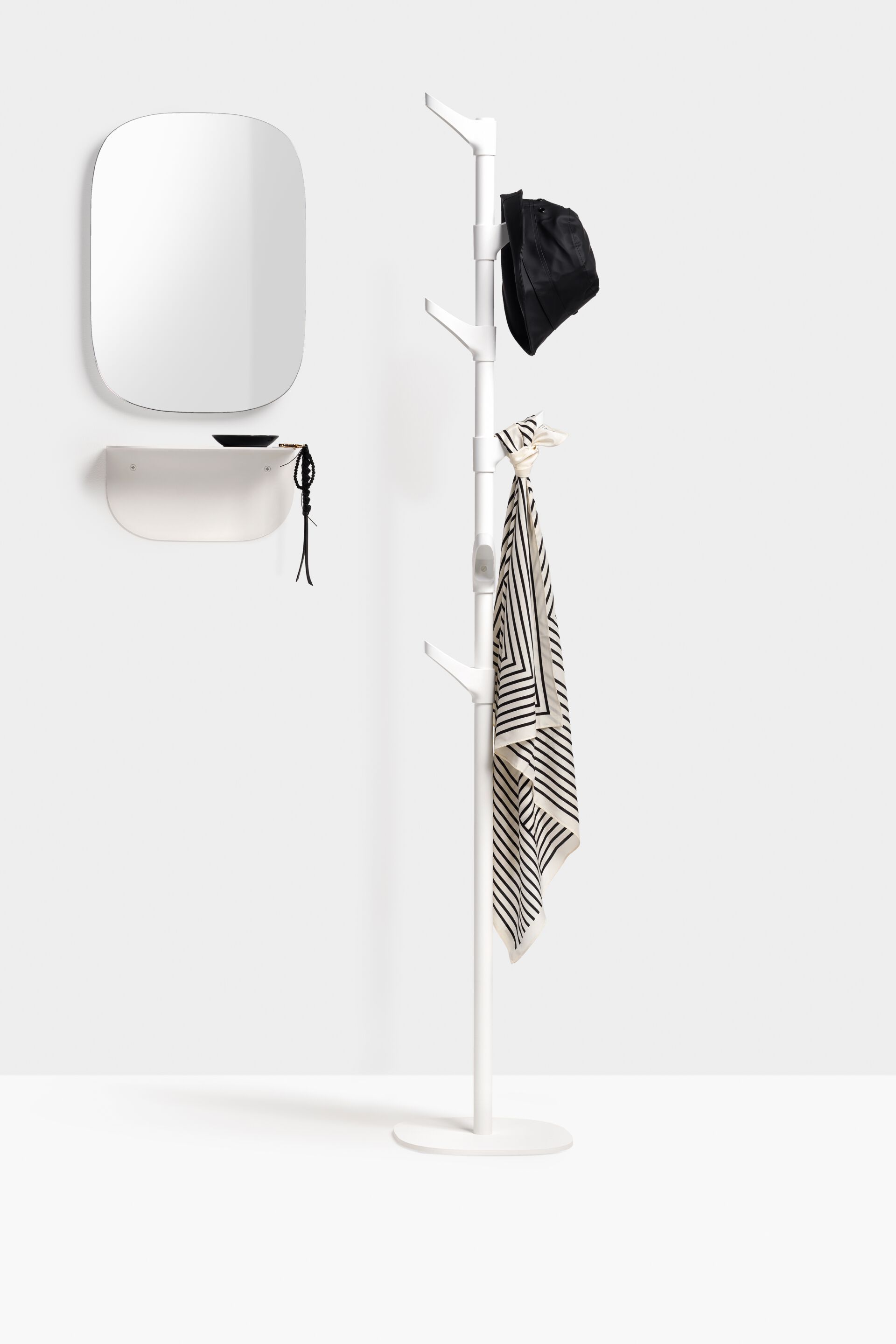 Алюминиевая полка с порошковым покрытием FUNCTIONALS слайд ARCH-00146595 - Вид №4