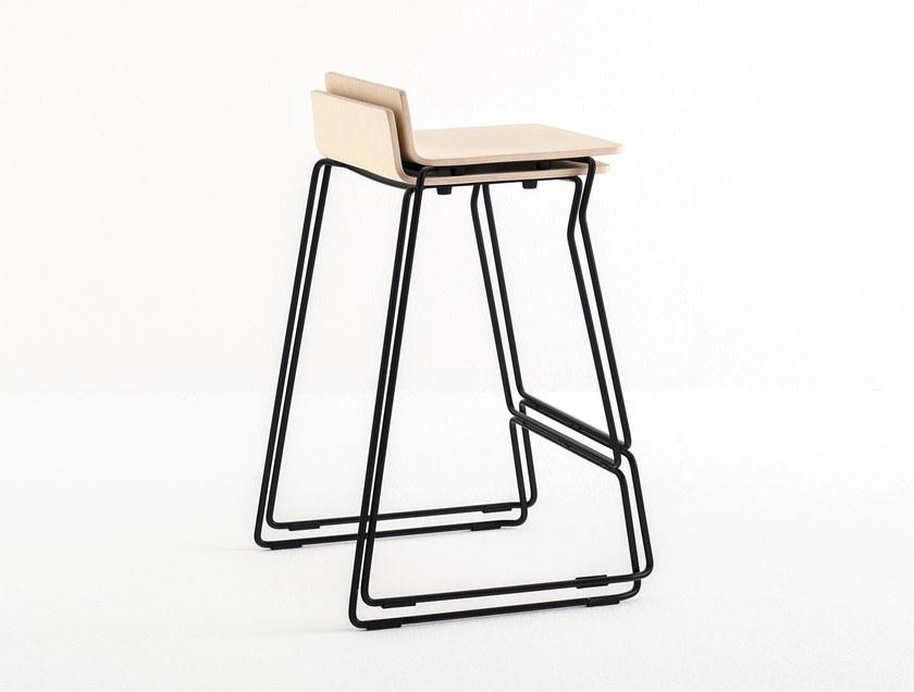 Pedrali Барный стул на санках с подставкой для ног Osaka metal 5717 - Вид №3