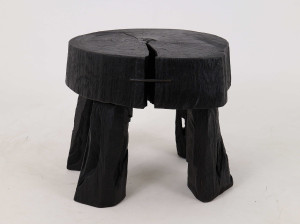 Журнальный столик из дуба