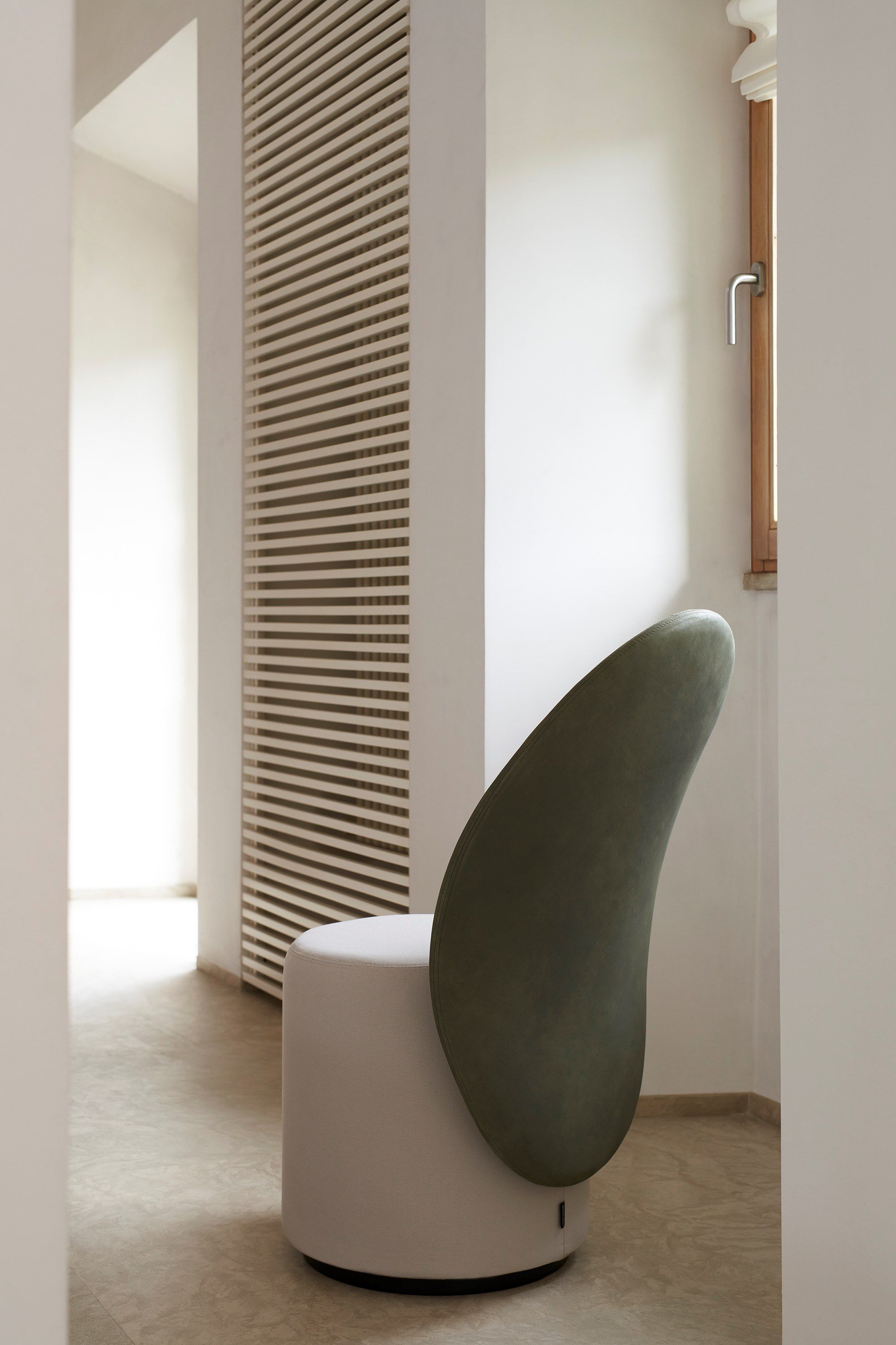 Кожаное кресло Opinion Ciatti LOOMI ARCH-00129668 - Вид №2