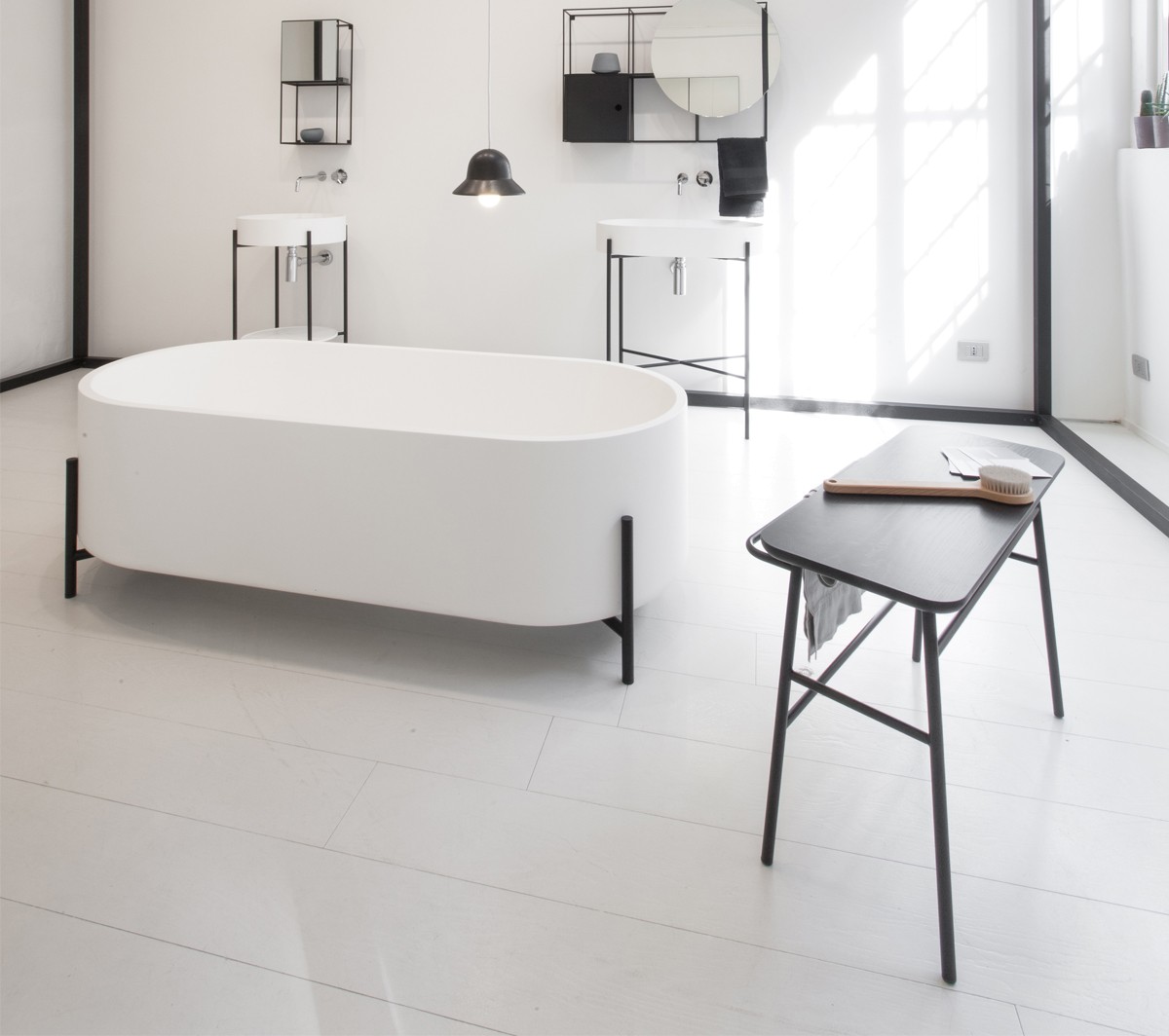 Ex.T Hang Низкий стул из белого пепла EXHANGSMALLBI Stand - Вид №5