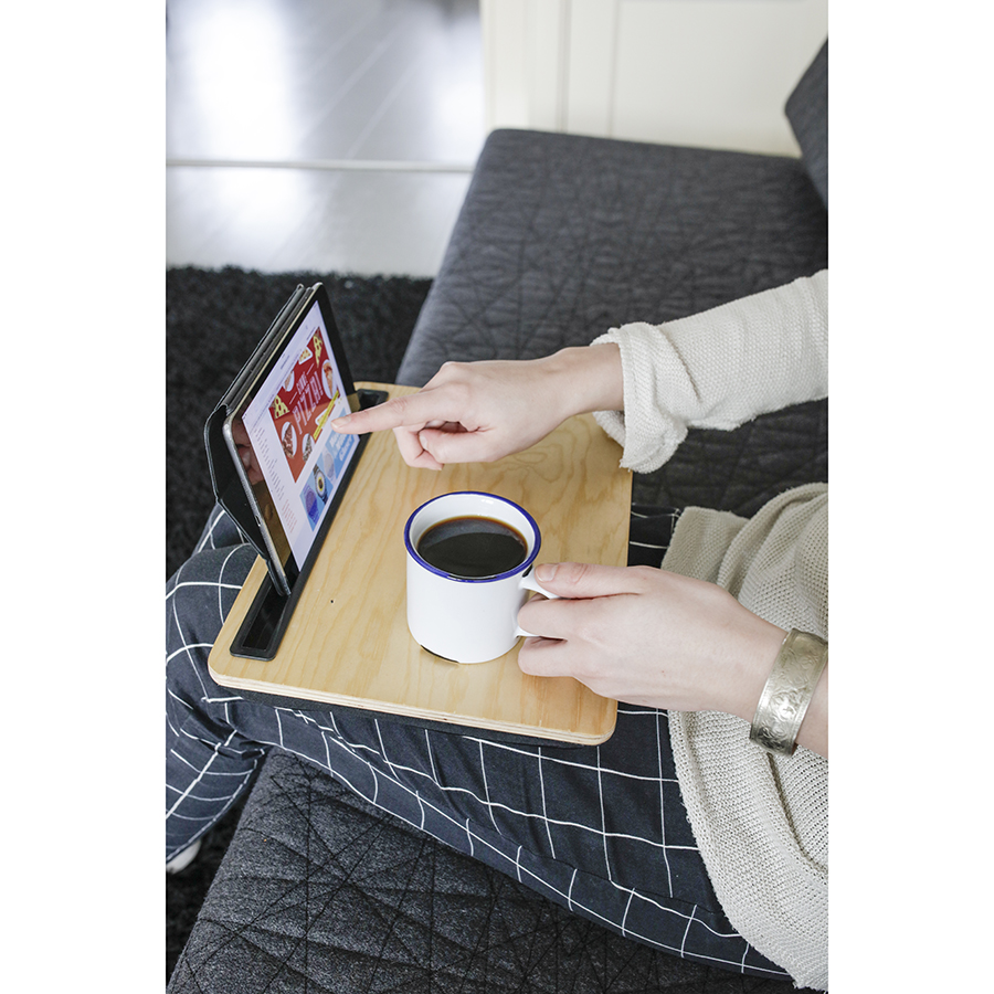 US039W Столик-поднос 33,5 х 23,5 дерево Kikkerland  - Вид №6