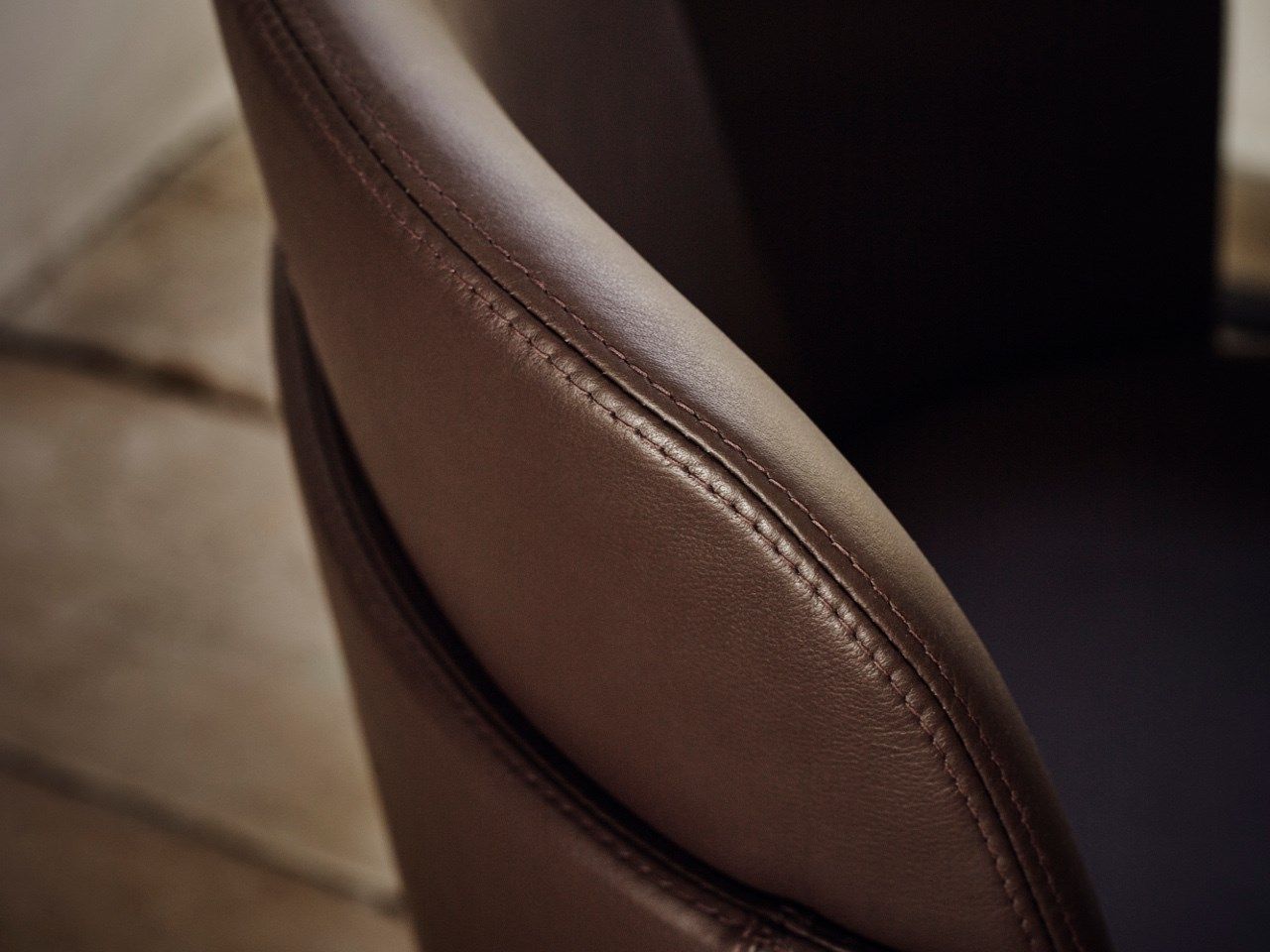 Кожаный поворотный стул Wittmann Merwyn ARCH-00025181 - Вид №1