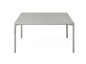 Бетонный квадратный стол