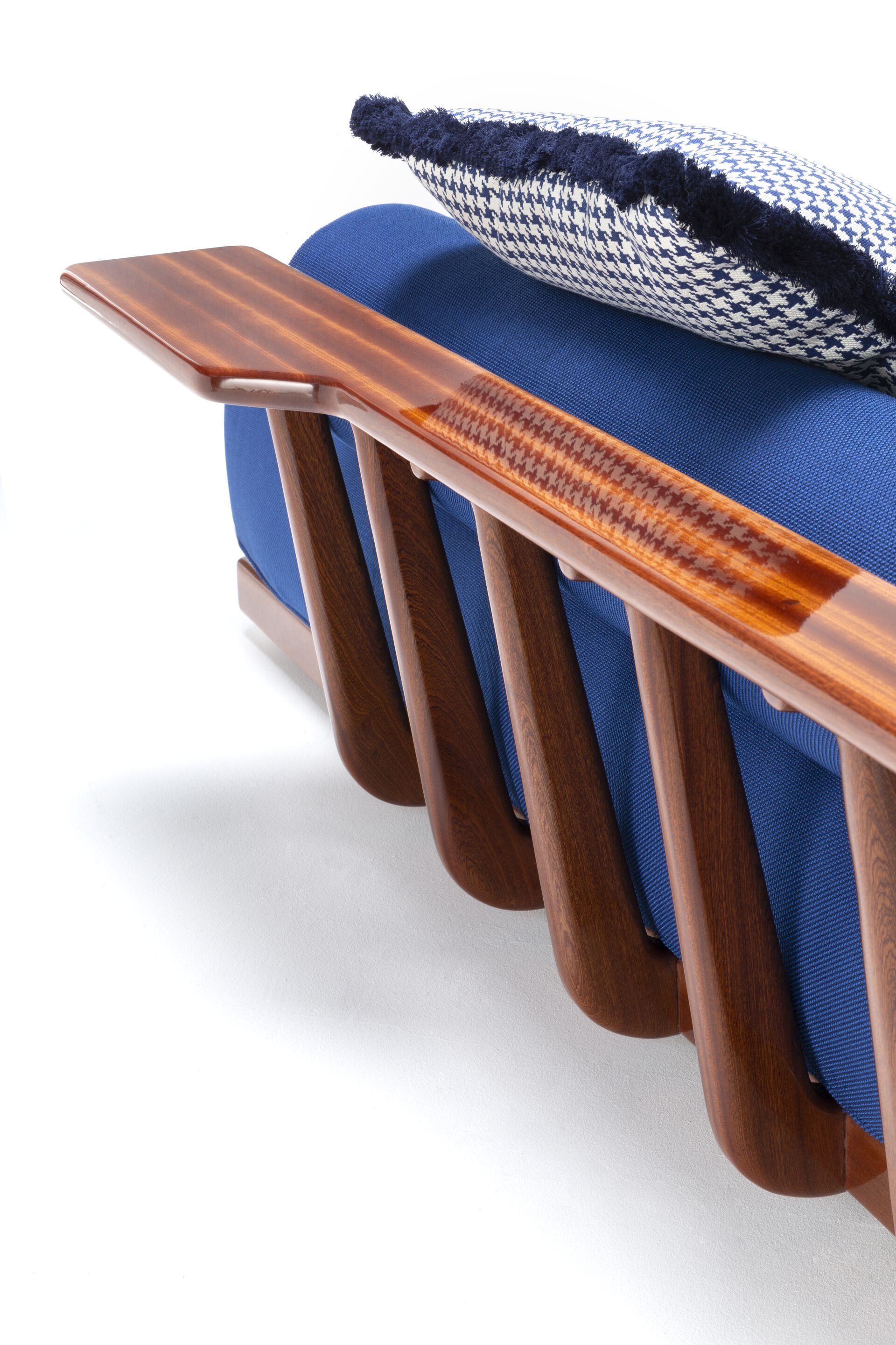 3-местный диван из красного дерева и ткани Exteta Sunset ARCH-00028080 - Вид №2