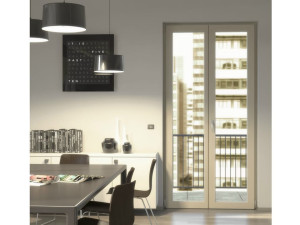 Деревянные–алюминиевые распашные двери-окна