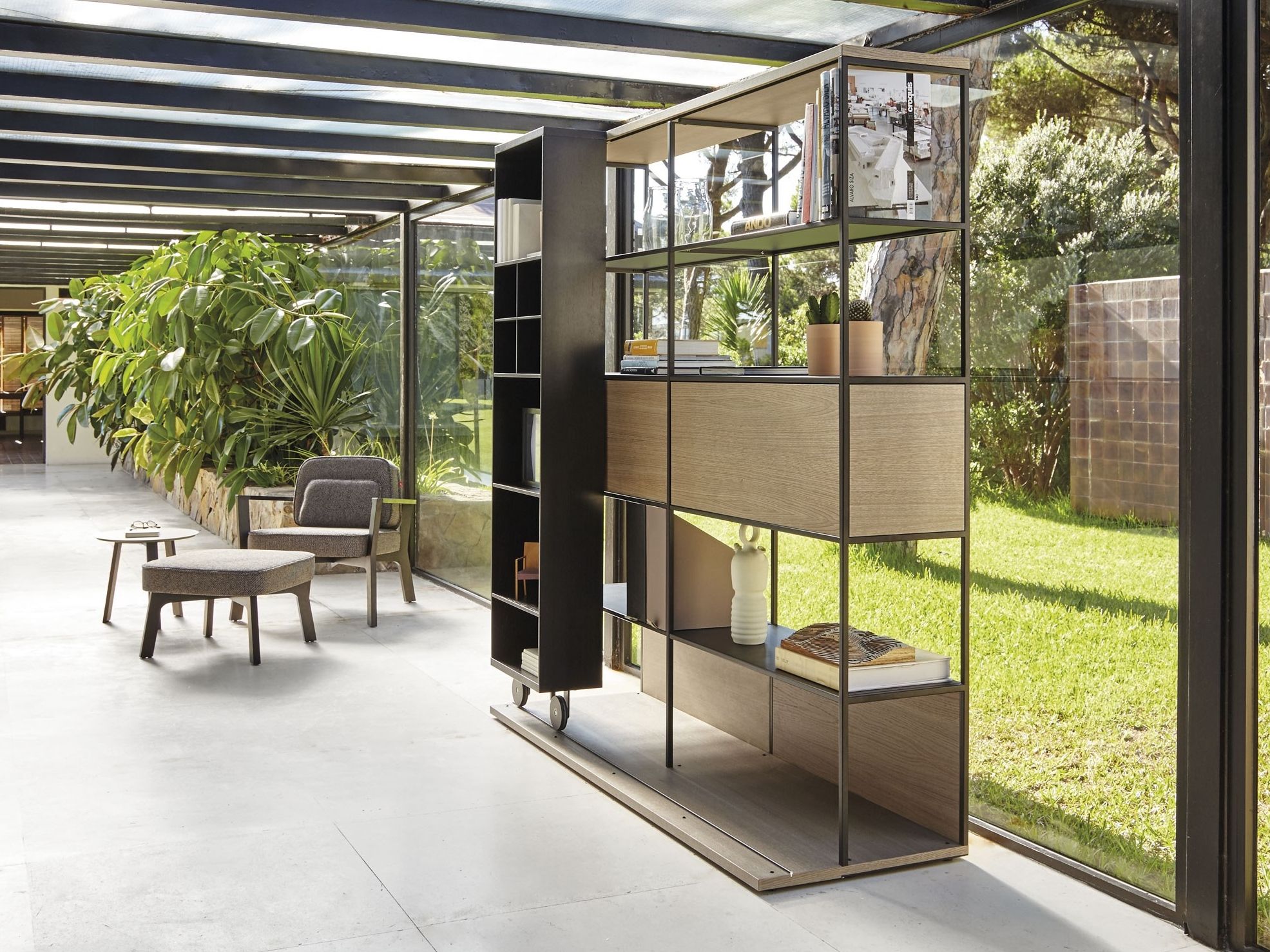 Деревянный книжный шкаф на колесах Punt Literatura ARCH-00034358 - Вид №8