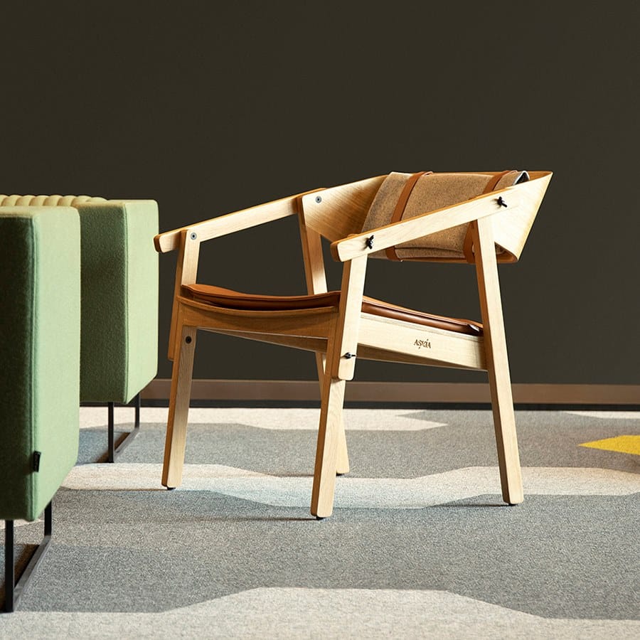 Дубовое кресло с мягким сиденьем Askia Atelier Lounge ARCH-00037318 - Вид №4