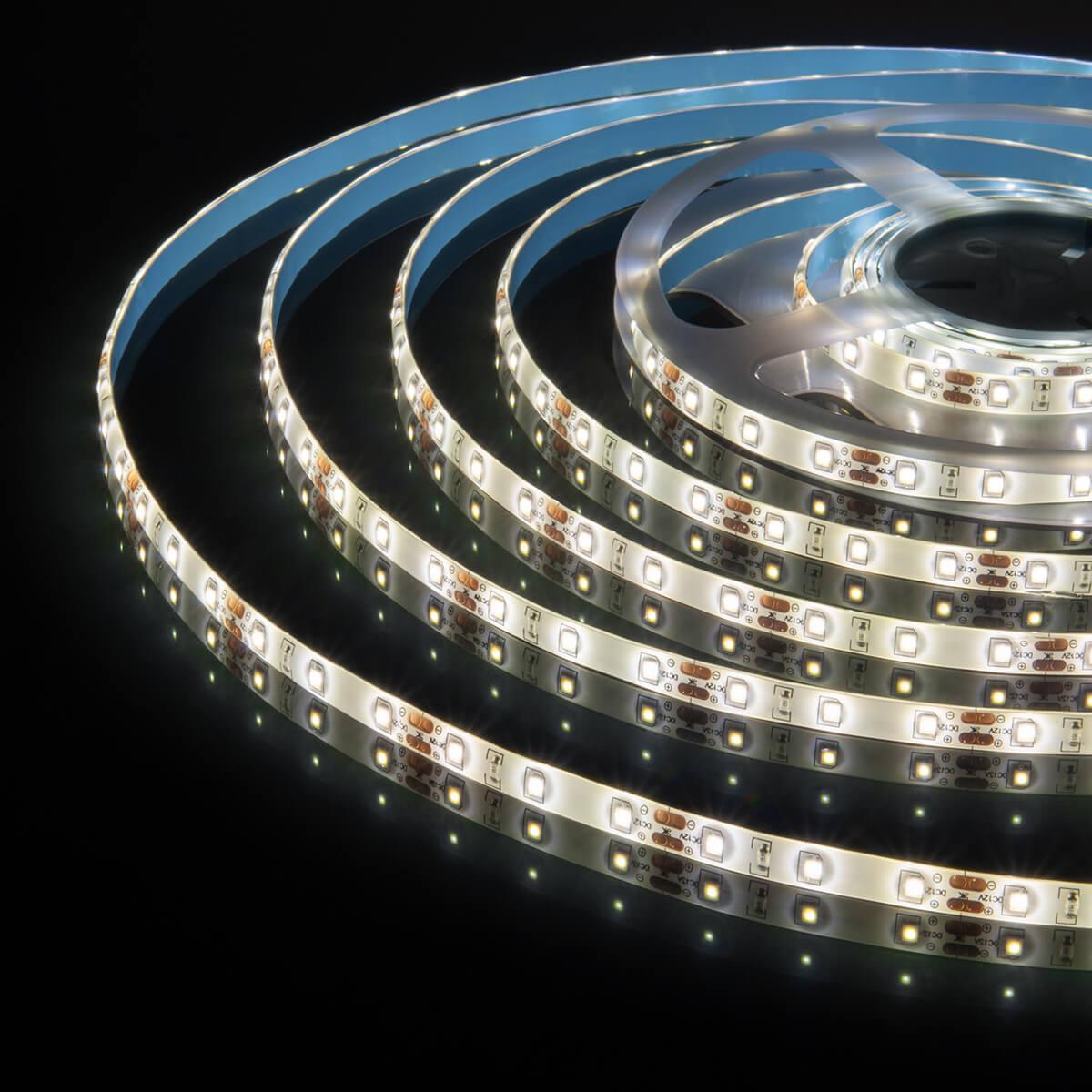 4690389154867 Светодиодная влагозащищенная лента 4,8W/m 60LED/m 2835SMD дневной белый 5M a050577 Elektrostandard 12V 4,8W IP65