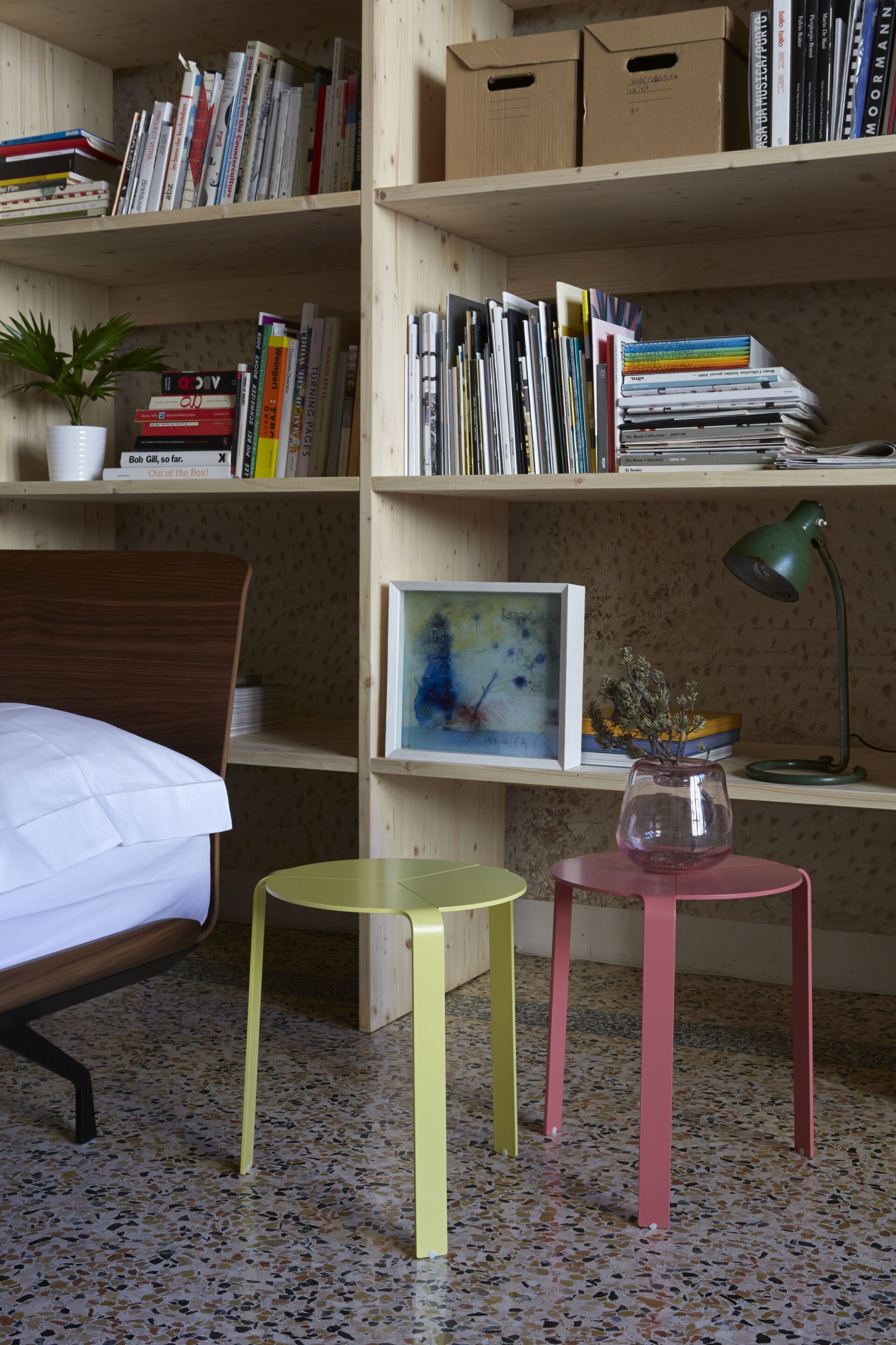 Алюминиевый журнальный столик isOnAir Bertoncini ARCH-00085783 - Вид №2