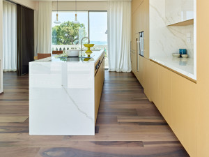 Биосовместимый трехслойный деревянный пол