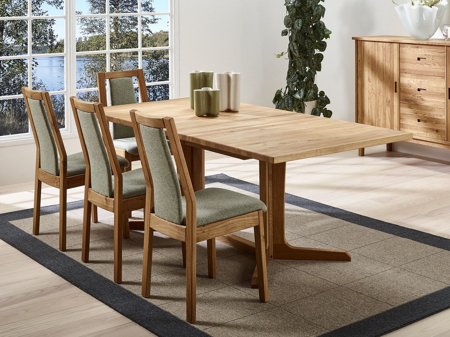 Деревянный обеденный прямоугольный выдвижной стол Dyrlund 4224C ARCH-00047077