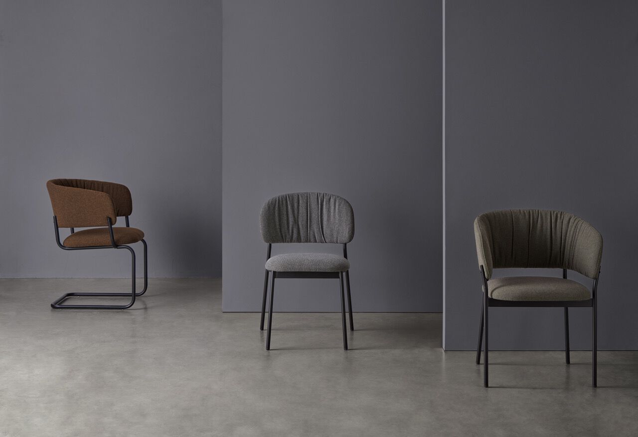 Мягкий тканевый стул с подлокотниками Blasco&Vila RC Metal Soft ARCH-00057261 - Вид №1