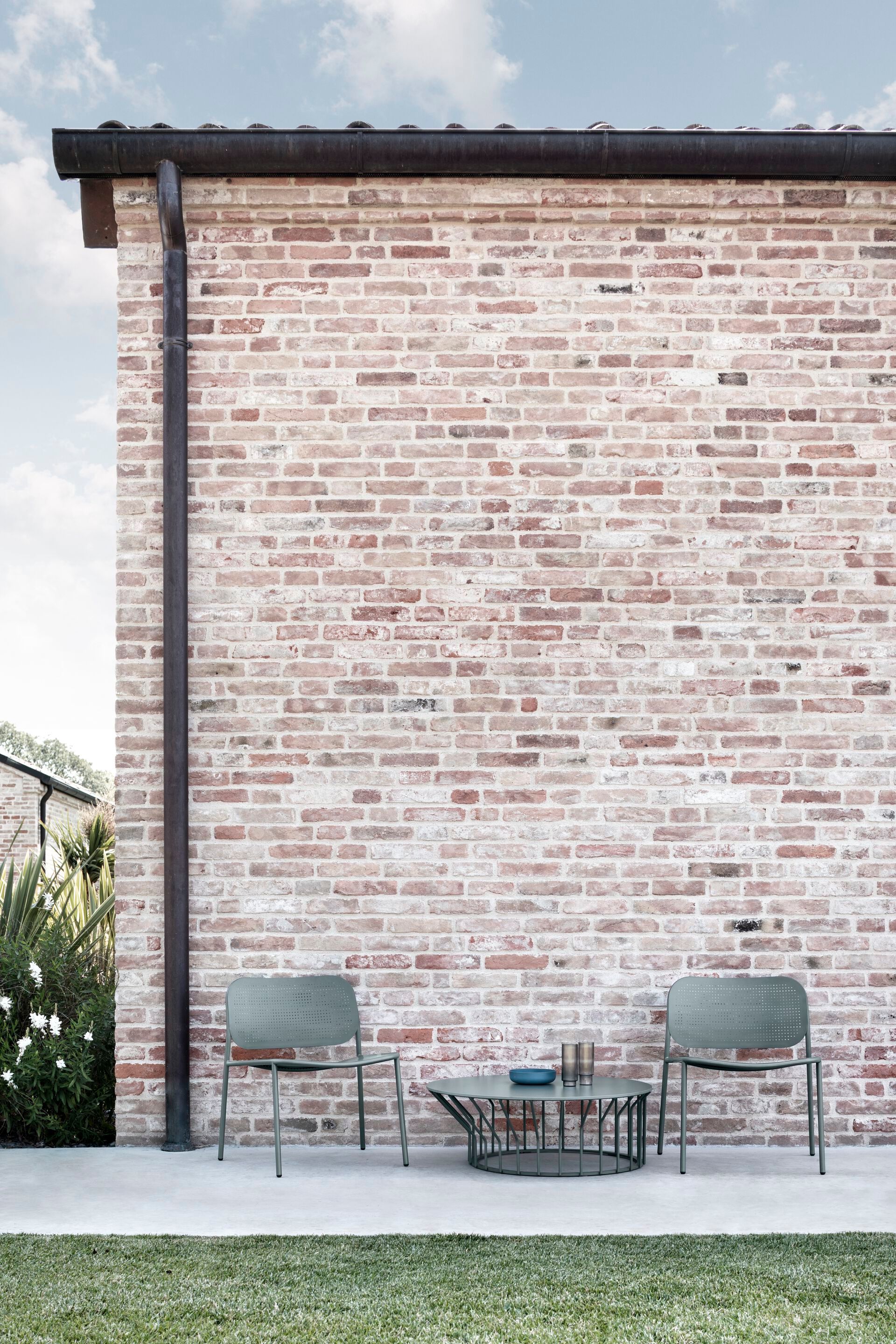 Журнальный столик из металла с низким круглым столом TrabA' JUMP ARCH-00072401 - Вид №8