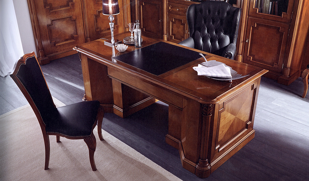 Письменный стол  BAMAX 40.801 CLASSICO