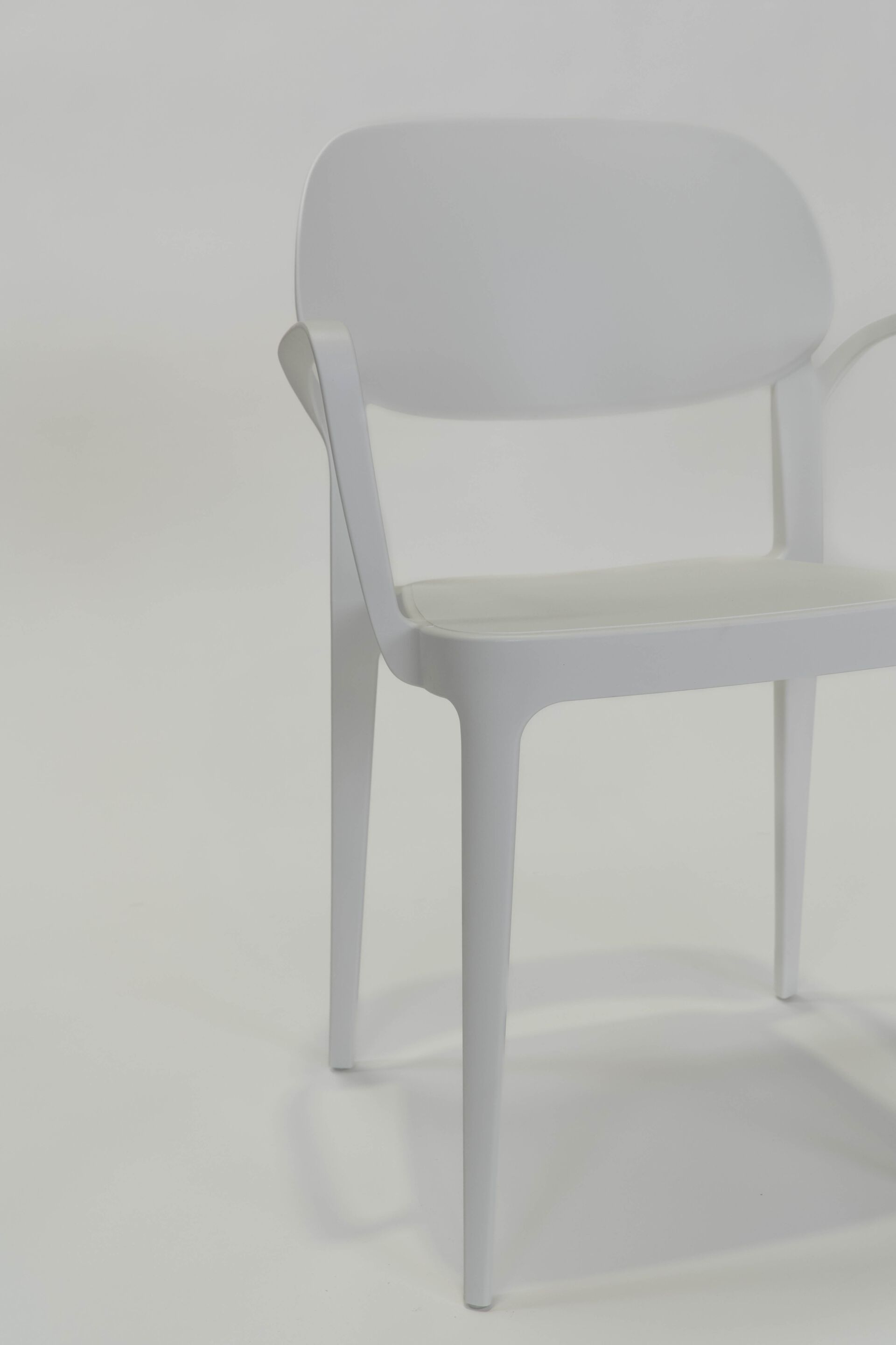 Штабелируемый садовый стул из инженерного пластика In Stock Alma Design ARCH-00142986 - Вид №1