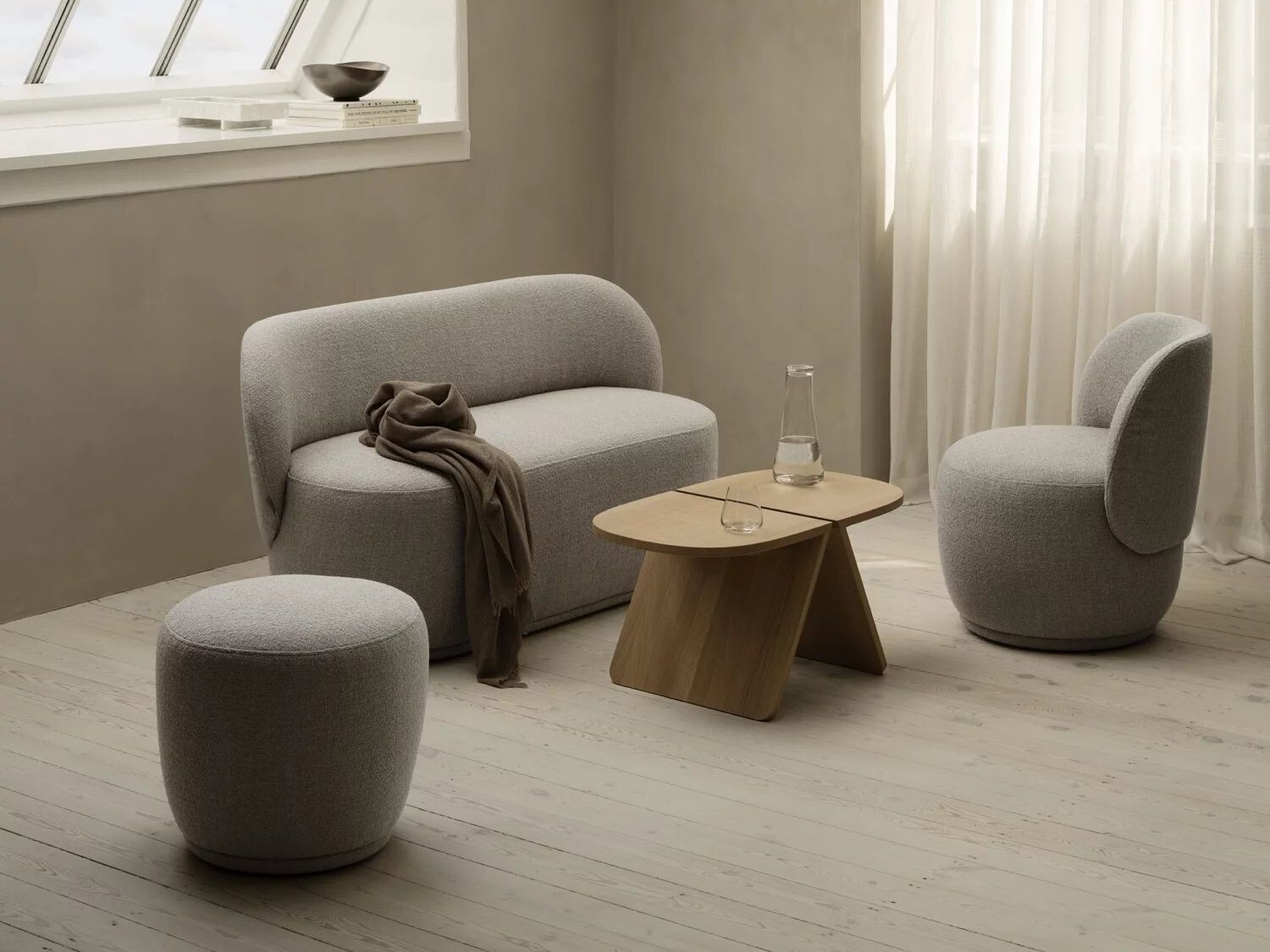 Журнальный столик из дуба blomus Avio ARCH-00028789 - Вид №7