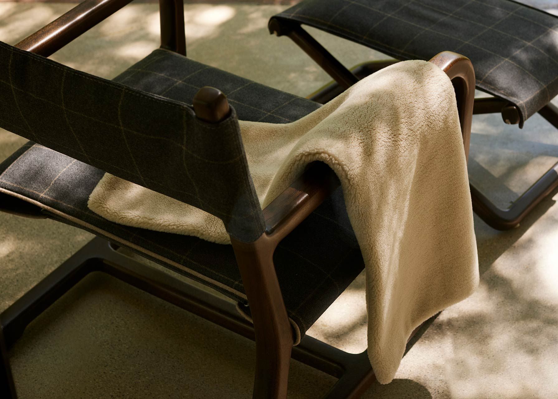 Садовое кресло из красного дерева и ткани с подлокотниками Exteta Loro Piana Interiors, Delight Chairs St. Moritz от Exteta ARCH-00083542 - Вид №11