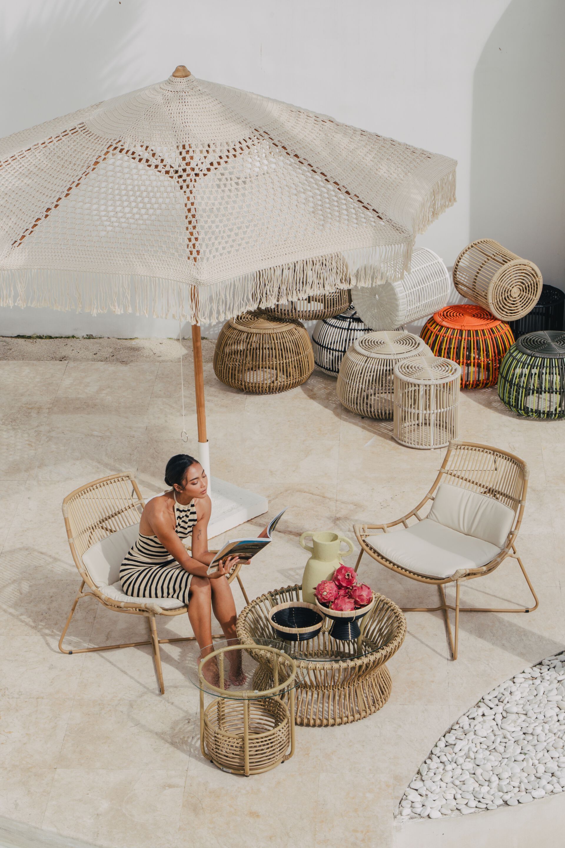 Стеклянный круглый садовый столик cbdesign Space ARCH-00141762 - Вид №2