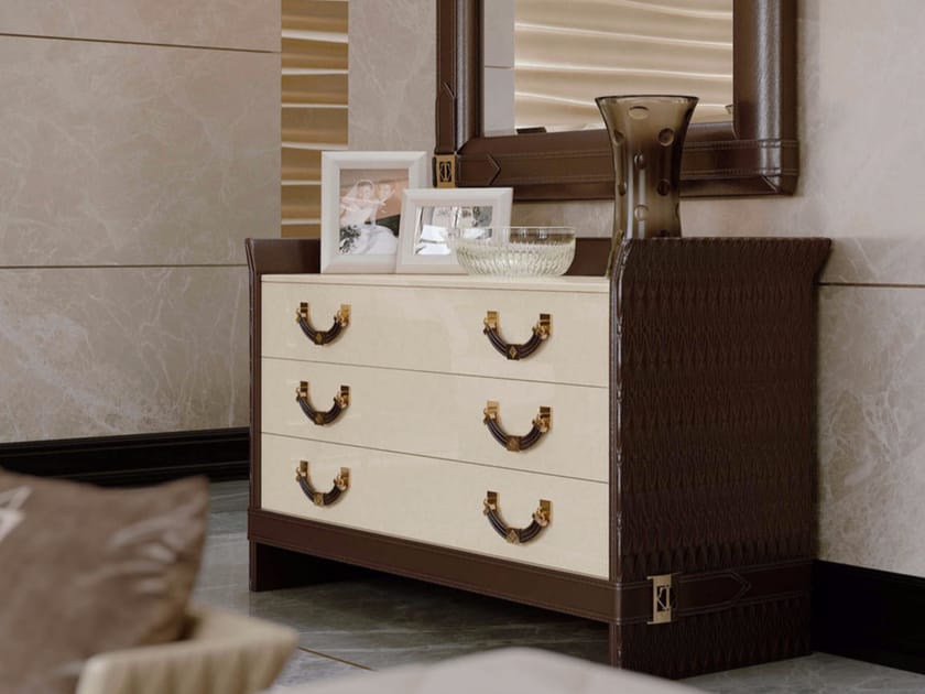 Деревянный комод Turri номер три ARCH-00022501