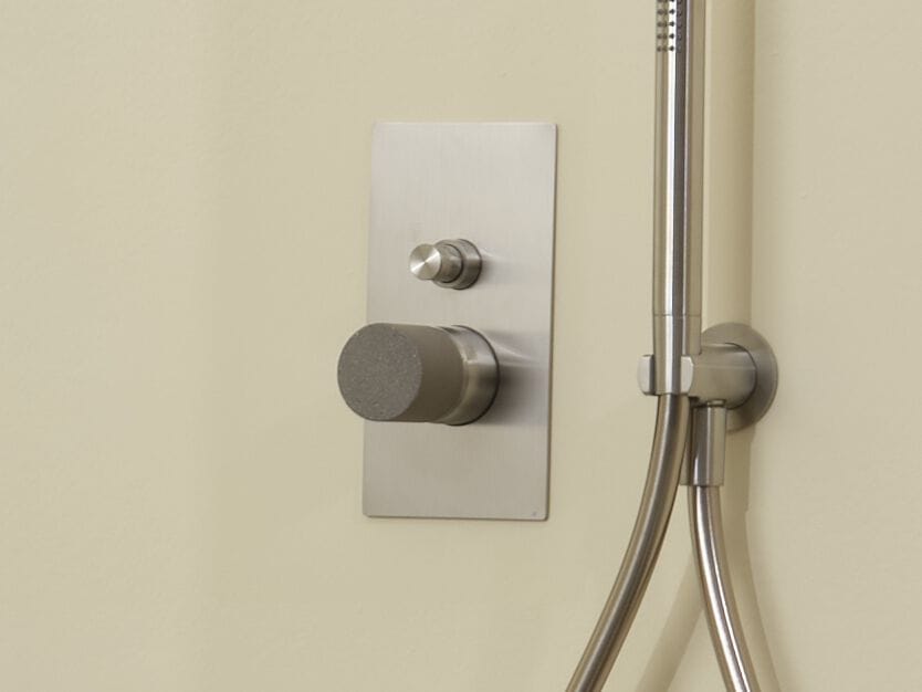 Однорычажный смеситель для душа из нержавеющей стали Ritmonio Diametro35 Inox Concrete ARCH-00039252 - Вид №1