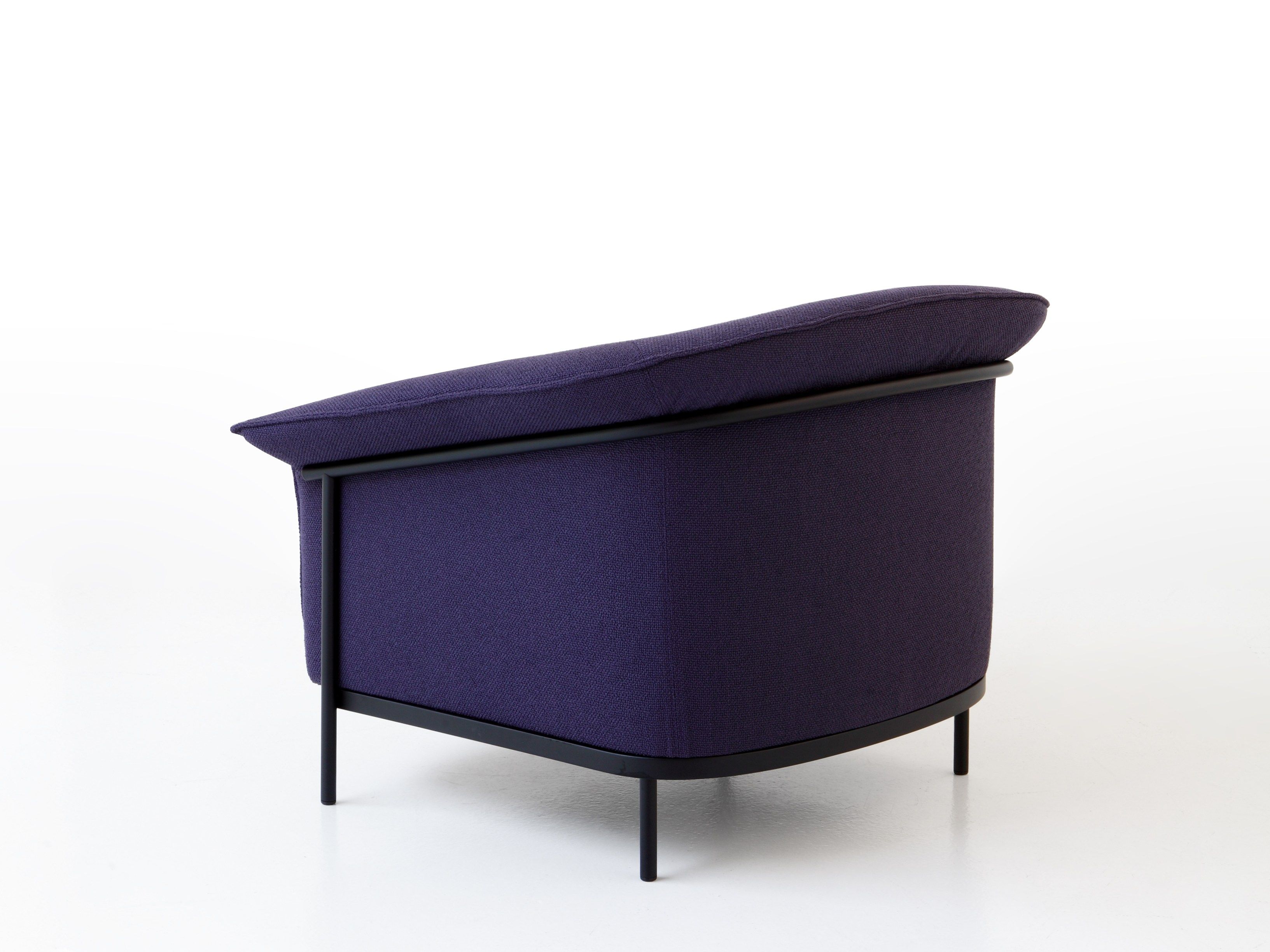 Тканевое кресло с подлокотниками Porro ARCH-00049914