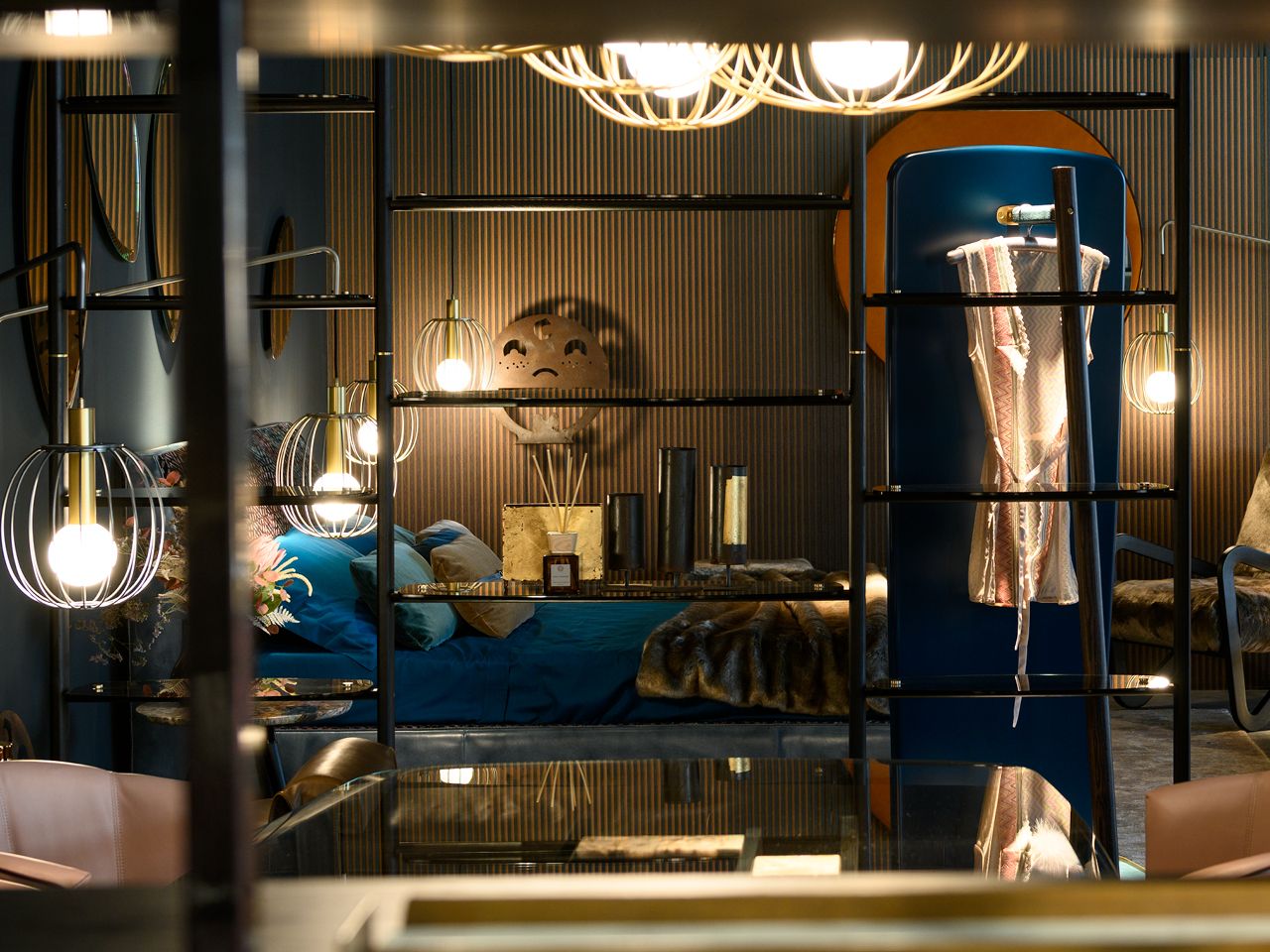 Книжный шкаф из дерева и стекла с креплением пол-потолок Borzalino NIMA ARCH-00135861 - Вид №4