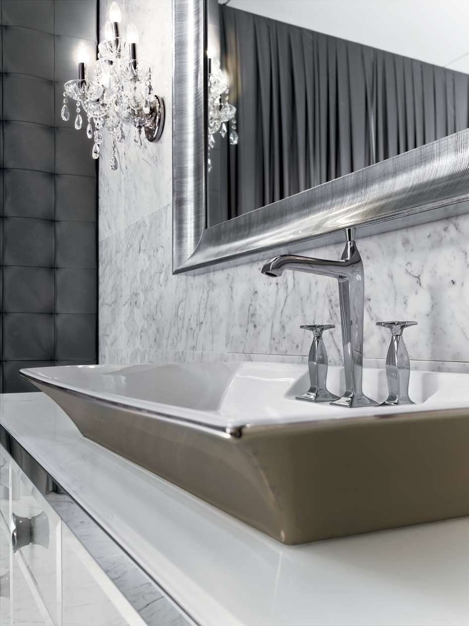 MAJESTIC 02 Комбинация ванной комнаты в отделке VETRO Santreyd 812 - Вид №5