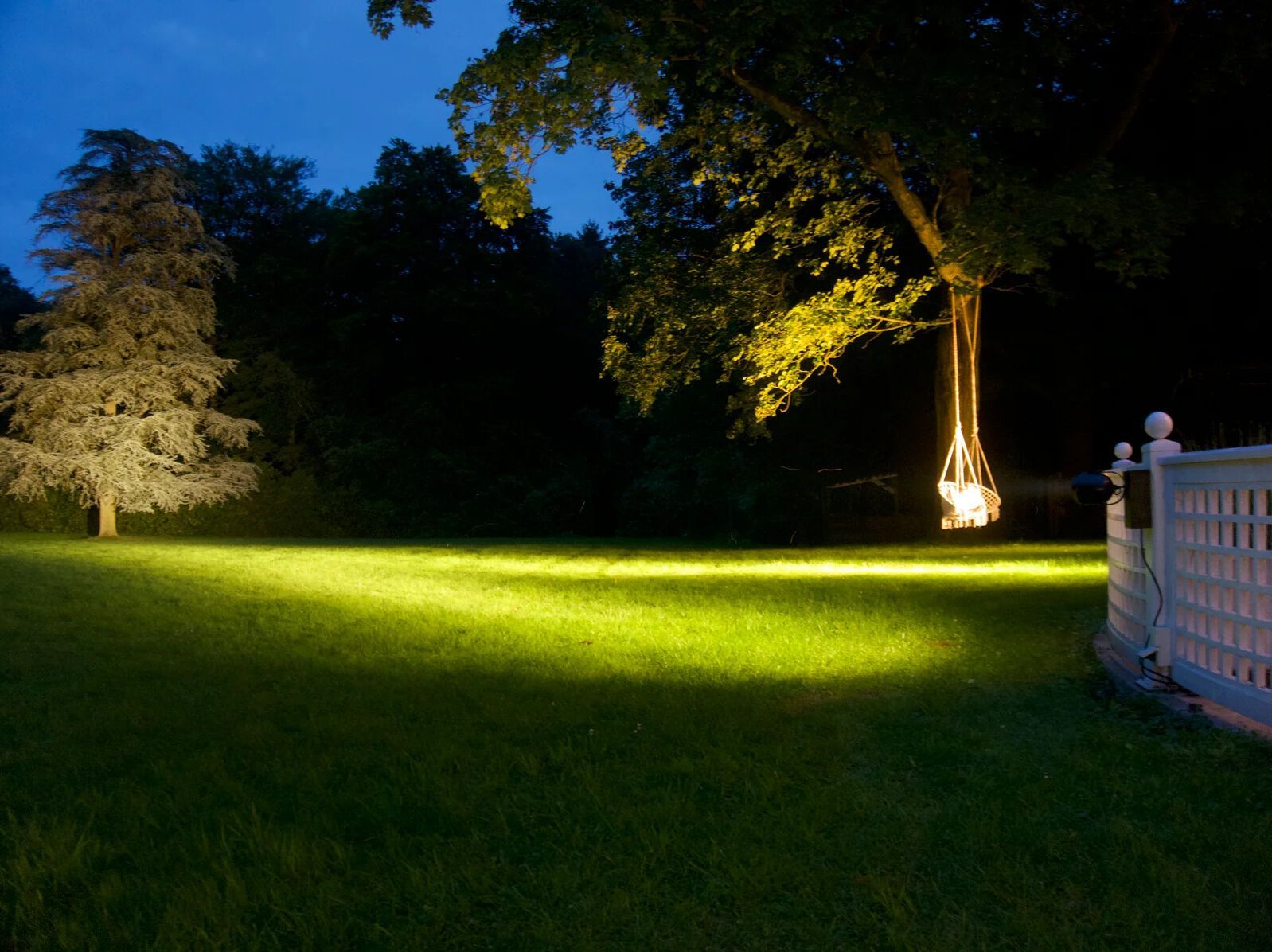 Латунный поворотный настенный наружный прожектор Authentage Lighting макро ARCH-00044072 - Вид №2