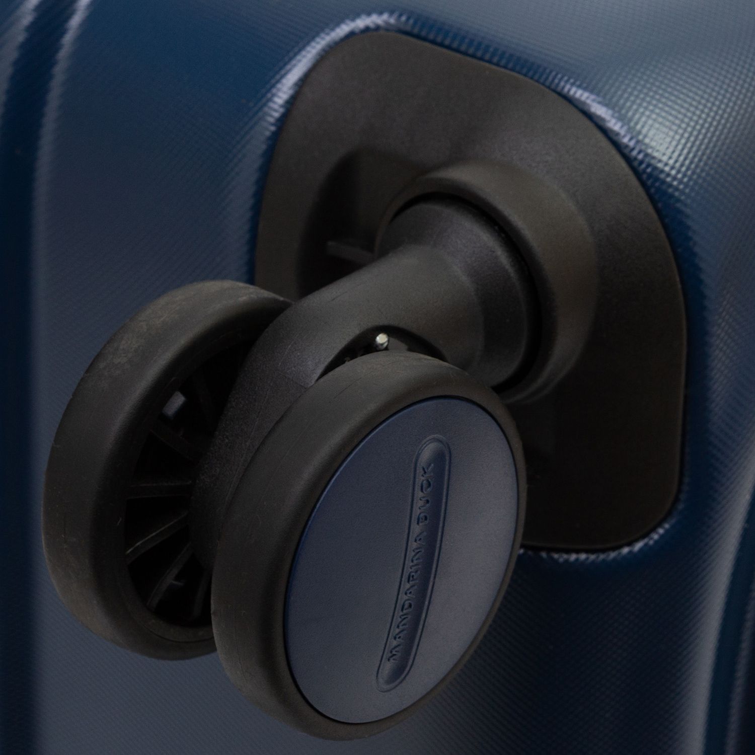 SZV33-23E Чемодан SZV33 Expandable Large Trolley Mandarina Duck Logoduck+  - Вид №4