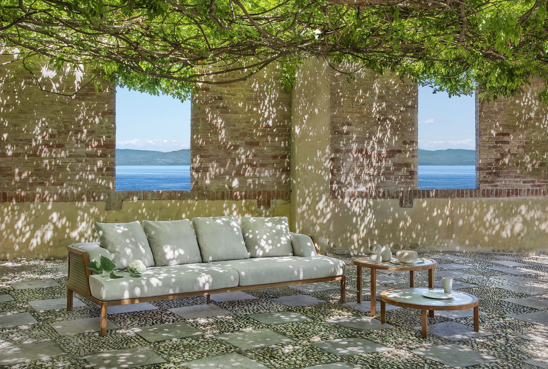 Круглый керамический журнальный столик Ethimo Grand Life ARCH-00127063 - Вид №7