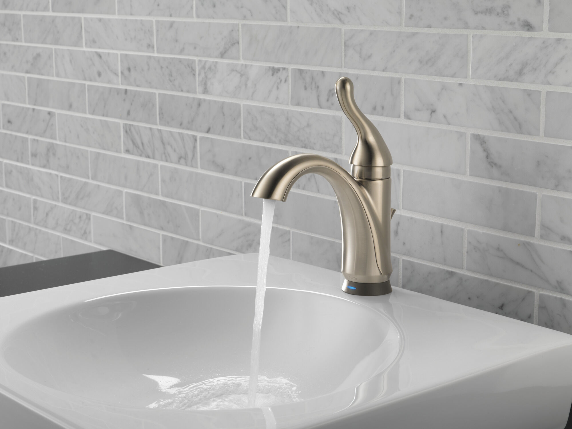 Смеситель для ванной с одной ручкой с технологией Touch2O® Delta Faucet 15960T-SS-DST - Вид №6