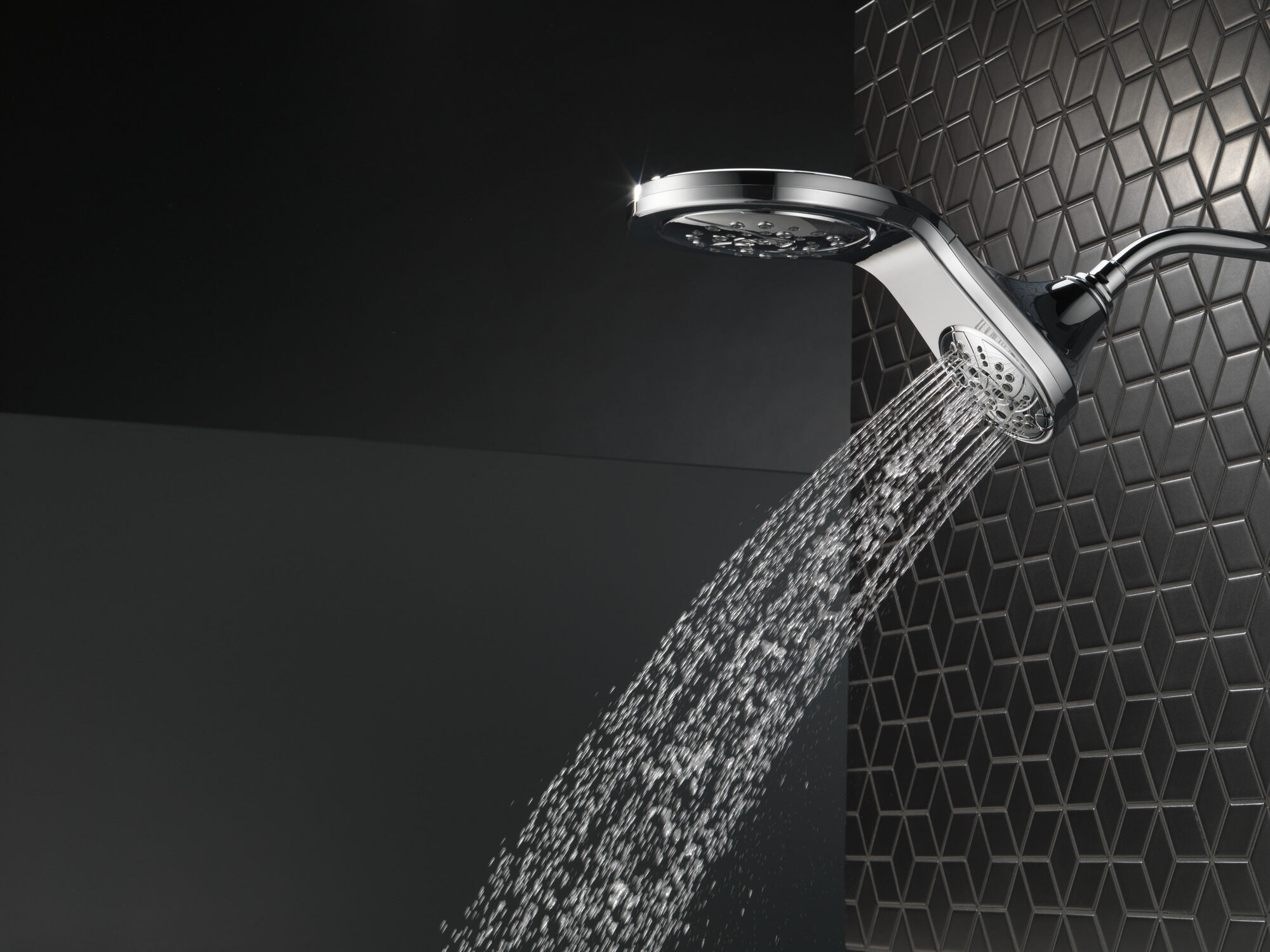 58581-25-PK HydroRain® H2Okinetic® 5-регулировочная душевая лейка два в одном Delta Faucet Universal Showering Хром  - Вид №29