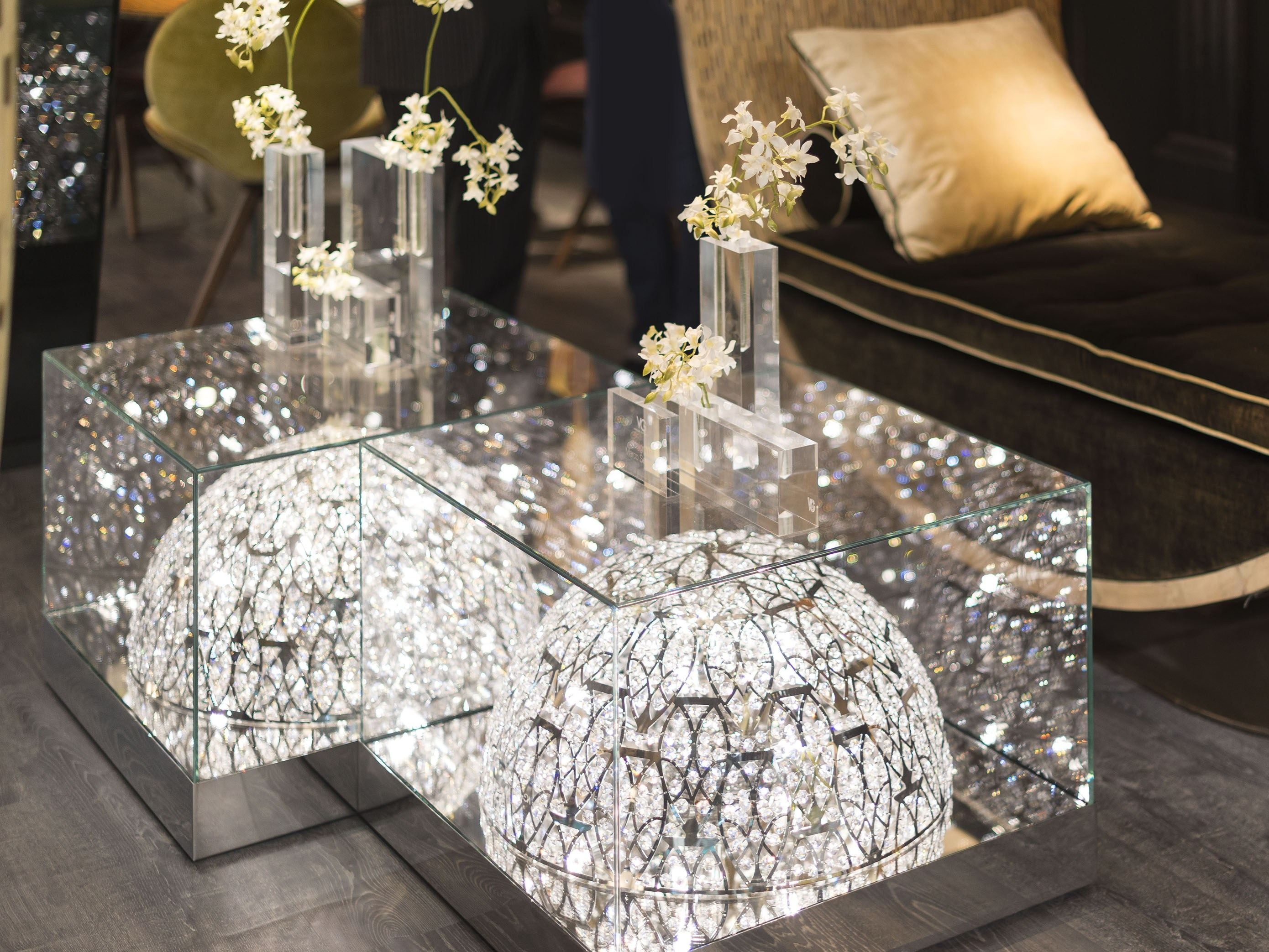 Квадратный Хрустальный журнальный столик Vgnewtrend Арабески ARCH-00131132 - Вид №1