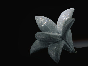 Кресло с кристаллами Swarovski