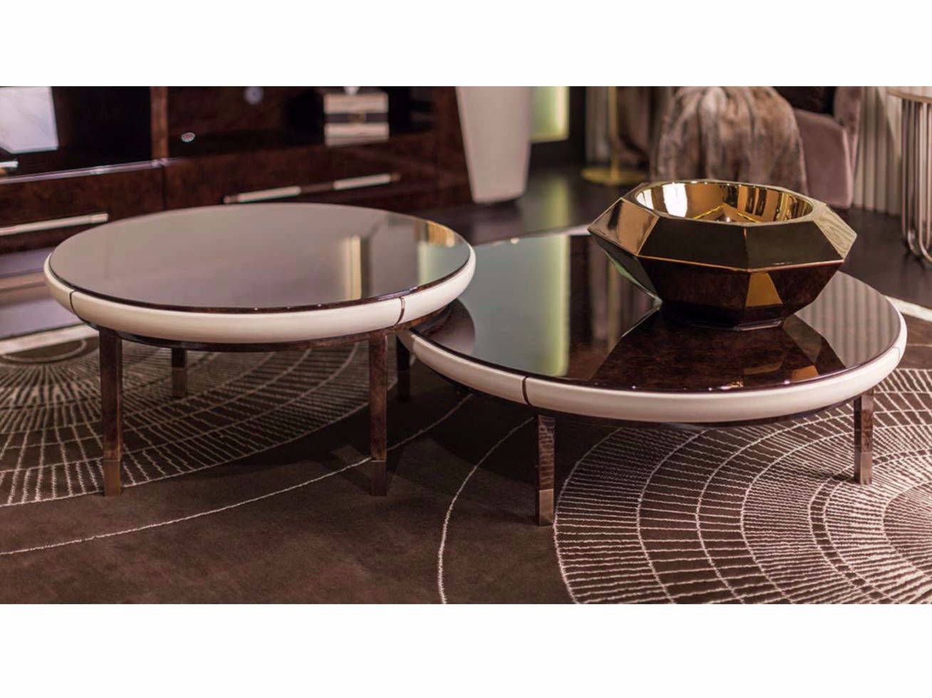 Мраморный низкий круглый журнальный столик для контракта Turri ARCH-00104558 - Вид №1