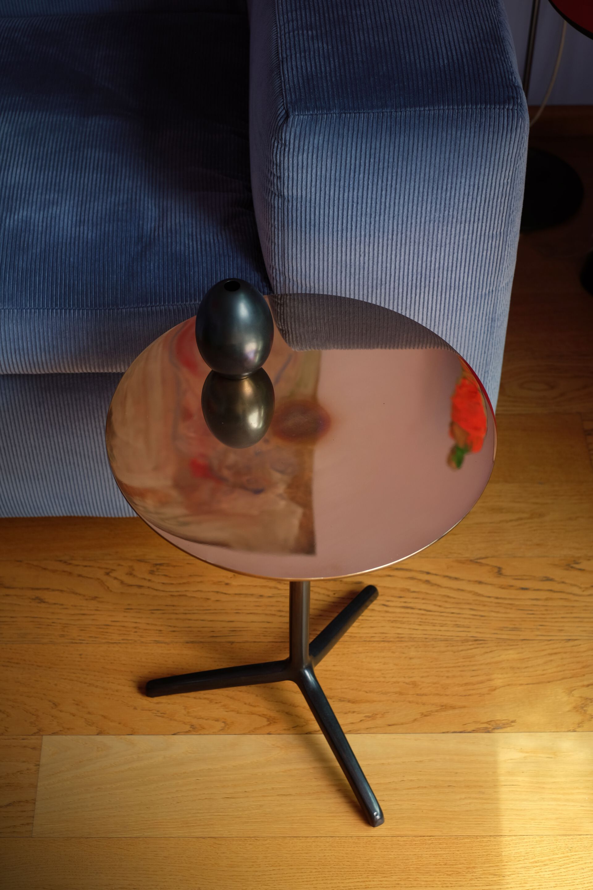 Высокий бронзовый журнальный столик EPÒNIMO TOID ARCH-00075817 - Вид №8