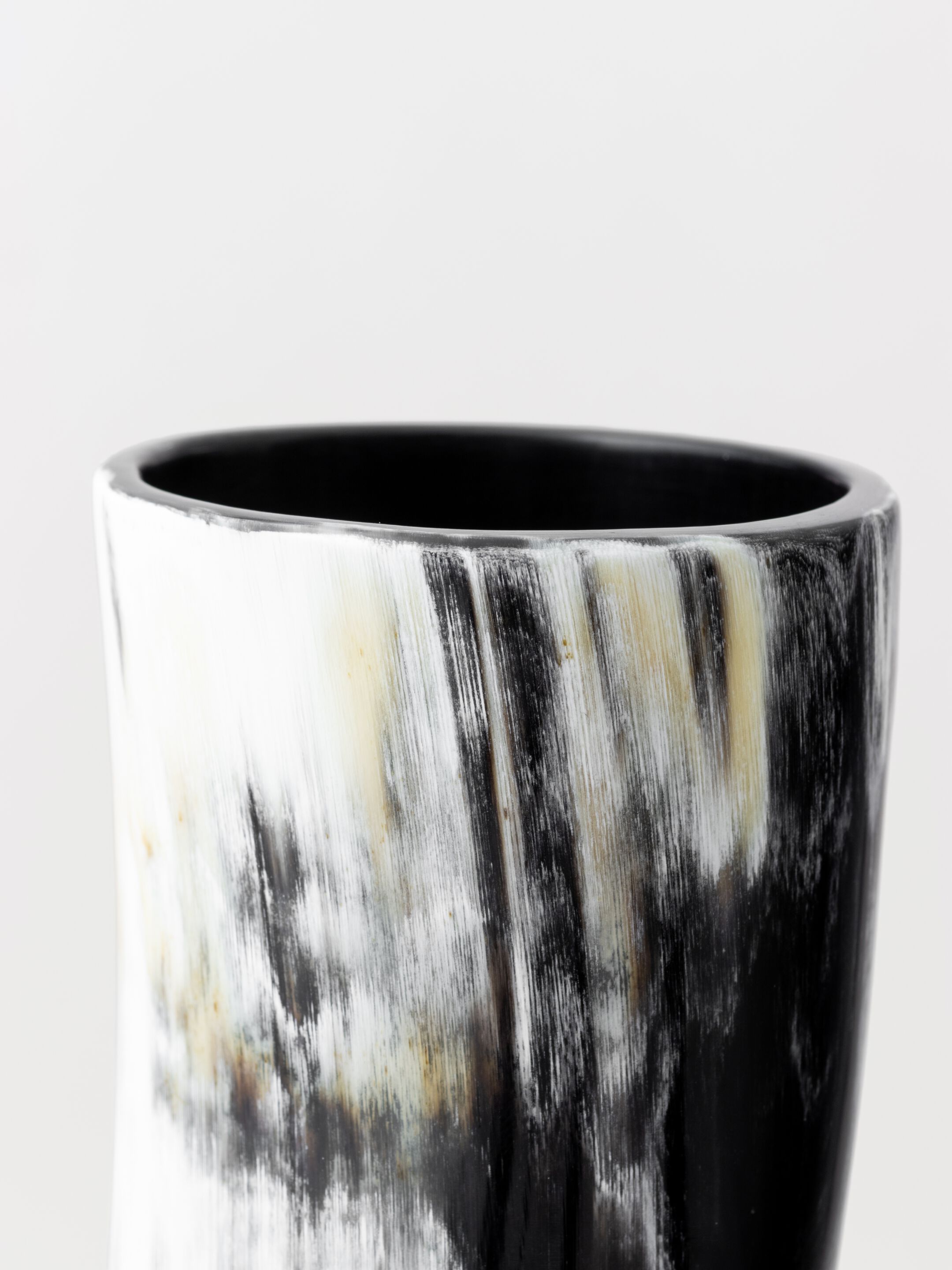 Держатель для салфеток из рога и латуни Zanchi 1952 PZHLV05BNNK ARCH-00011100 - Вид №1