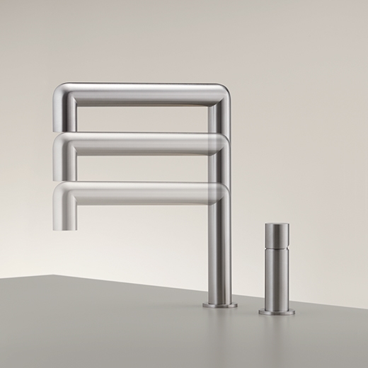 два отверстия смесителя с вверх и усилителем; вниз поворотный носик  CAR33 CEADESIGN  - Вид №1