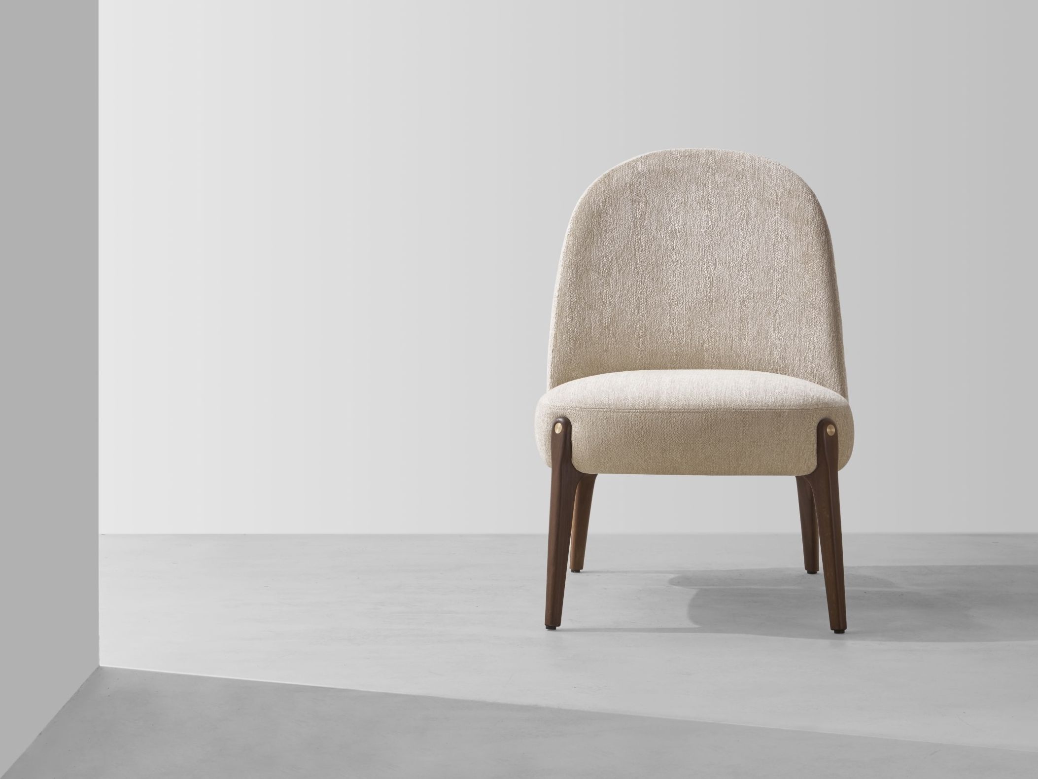 Тканевое кресло District Eight Ames ARCH-00054356 - Вид №1