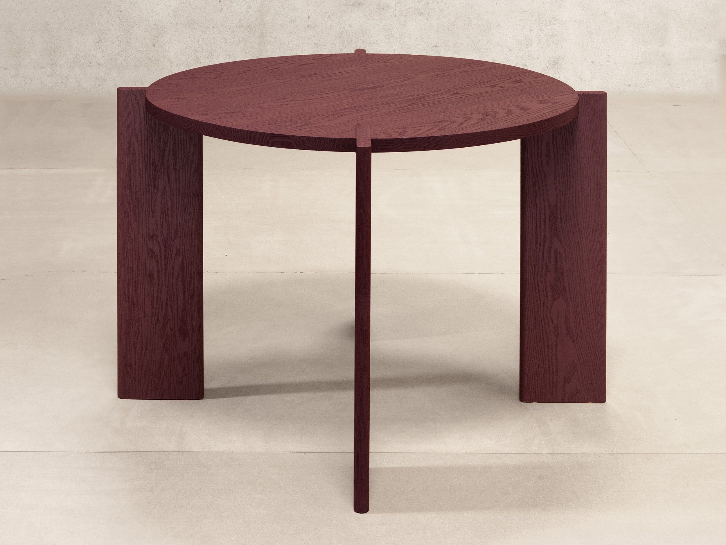 Круглый деревянный обеденный стол Phantom Hands X + L ARCH-00057565 - Вид №1