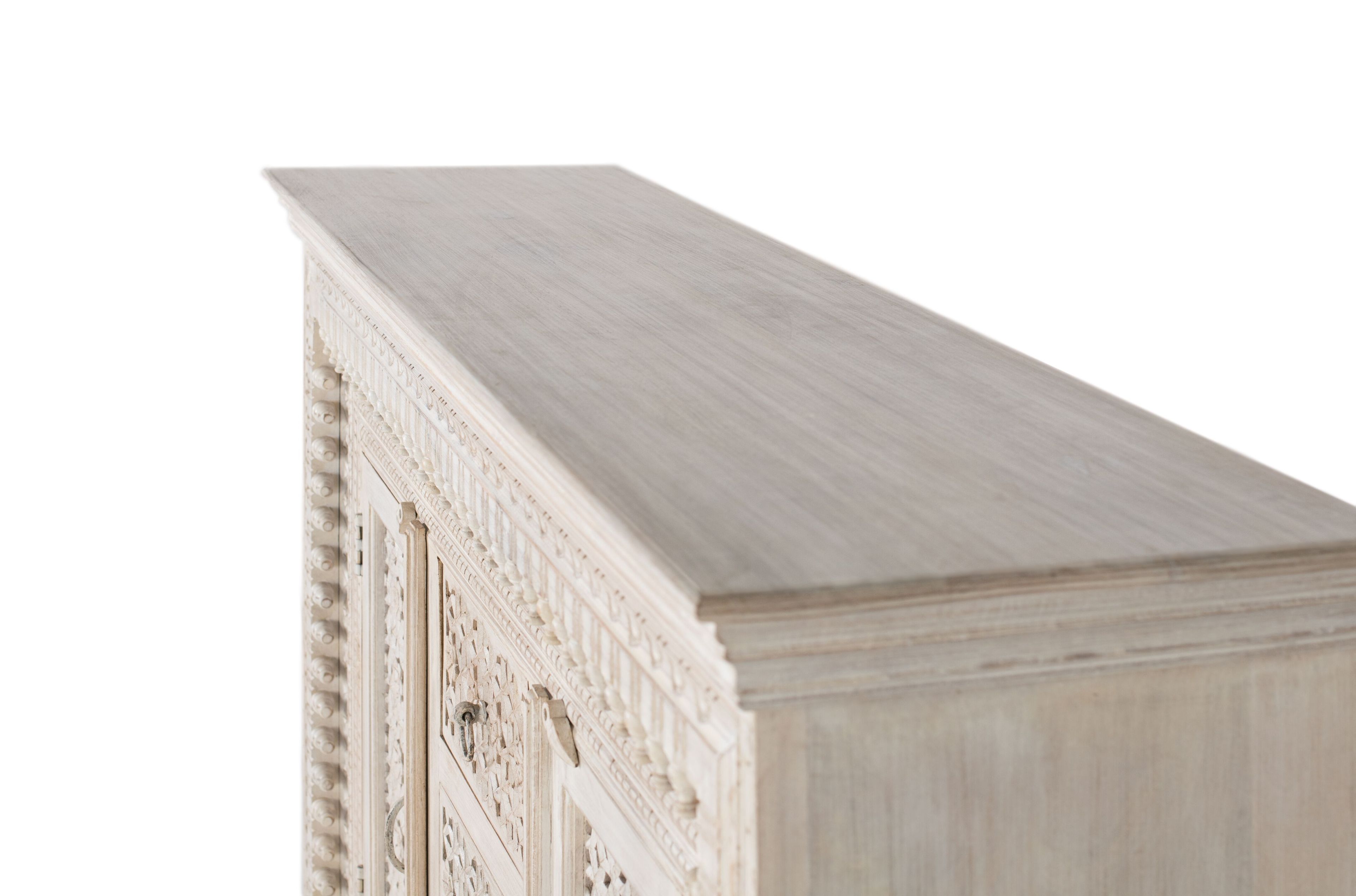 Манго шкаф с распашными дверцами и ящиками Giner y Colomer Бхопал ARCH-00124357 - Вид №4