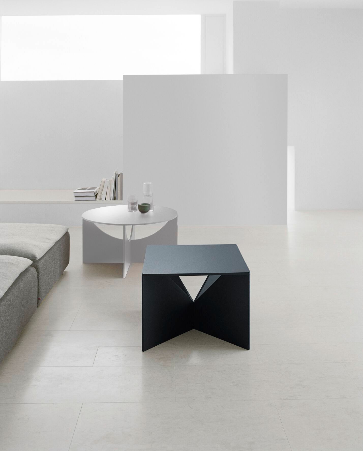 Круглый деревянный журнальный столик e15 Kramer ARCH-00101805 - Вид №8