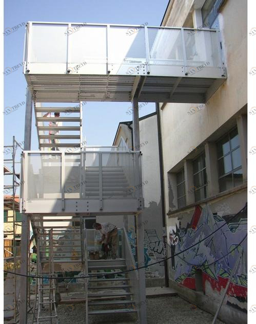 ALUSCALAE Лестница пожарная алюминиевая на самонесущей конструкции sun-id-1436171