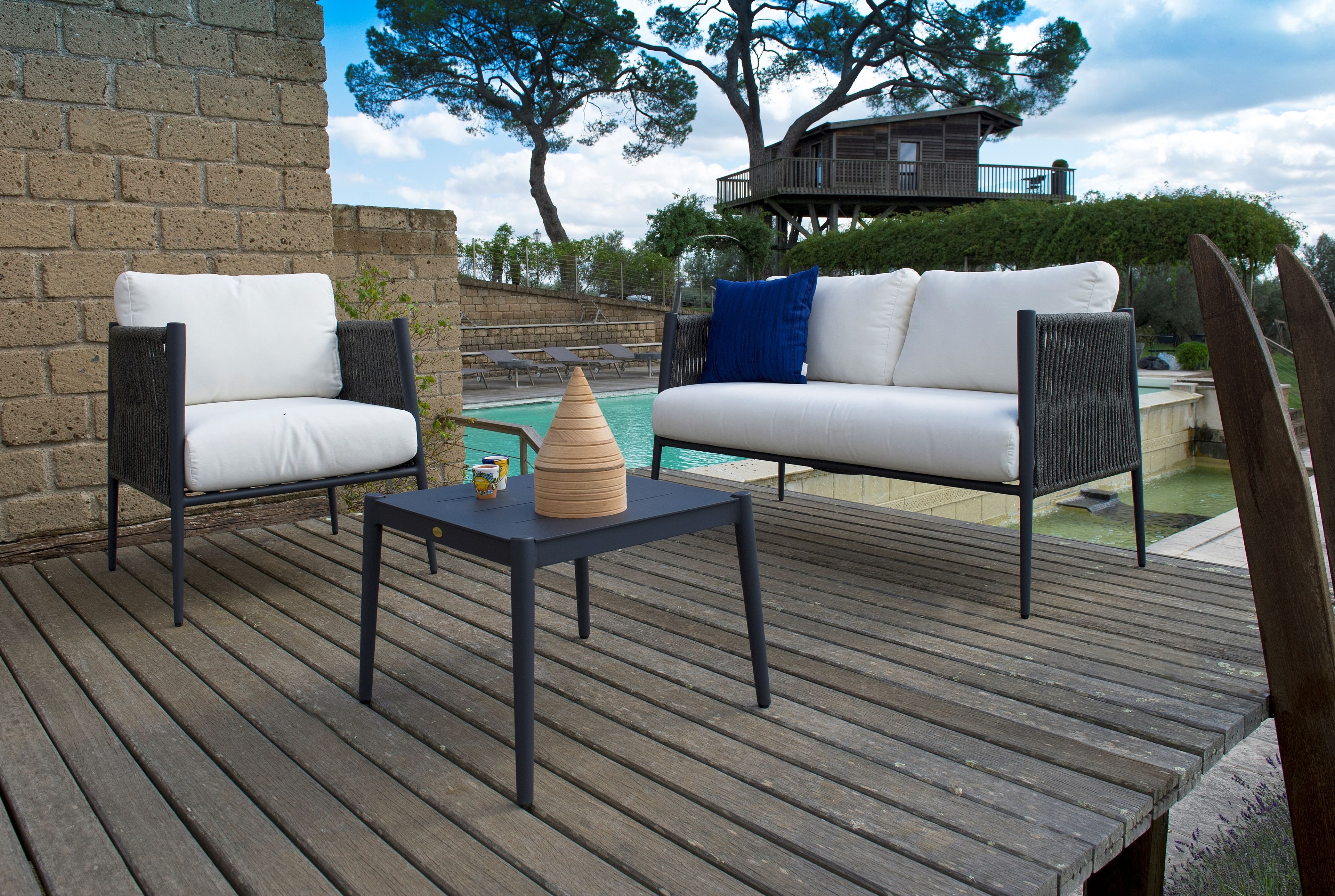 Алюминиевый квадратный низкий садовый столик Unopiù свет ARCH-00068120 - Вид №2